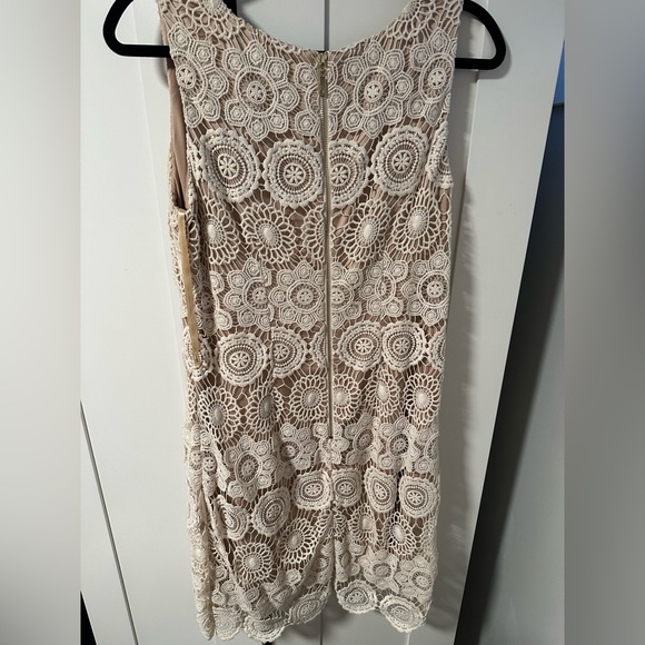 Eliza J Cream Lace Midi Dress - Picture 3 of 3